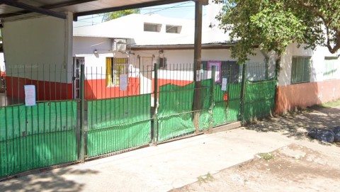 Tercera denuncia penal en casi dos meses en la Escuela 9 de barrio Güemes y crece el enojo con la directora