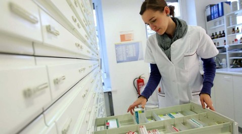 En las primeras paritarias del año, farmacéuticos lograron un aumento del 91%