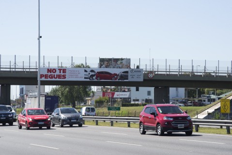 Relevamiento en el Acceso Oeste arrojó cuál es la infracción más recurrente de los conductores