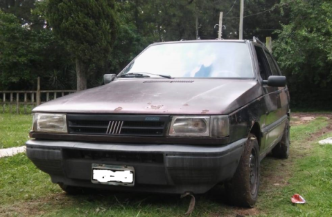 Robaron un auto en el centro y los dueños piden mayor celeridad en la investigación y uso de las cámaras