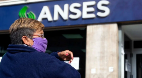 Jubilados cobrar&aacute;n un bono de $36.000 en agosto: a qui&eacute;nes corresponde y cu&aacute;ndo lo pagar&aacute; ANSES