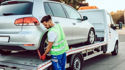 Las grúas y la asistencia mecánica automotriz vuelven a ser parte de las pólizas de seguro