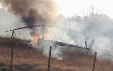 Helicóptero se incendió tras realizar un aterrizaje forzoso en barrio Mi Rincón