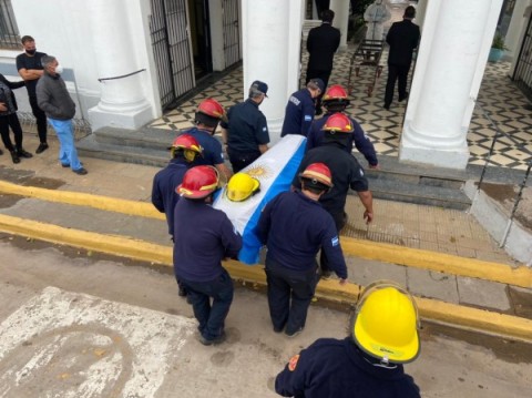 Video: emotivo homenaje al bombero rodriguense fallecido