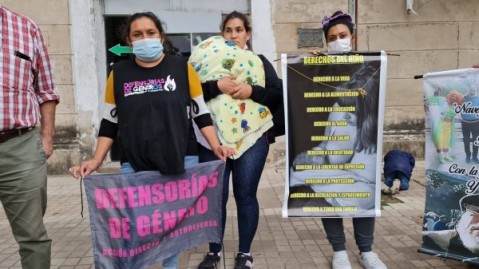 Hospital Vicente López: el drama un grupo de madres por problemas en la Guardia Pediátrica y Maternidad