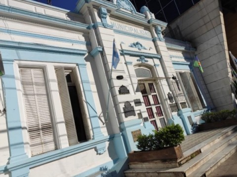 Rige un paro por 24 horas de trabajadores municipales