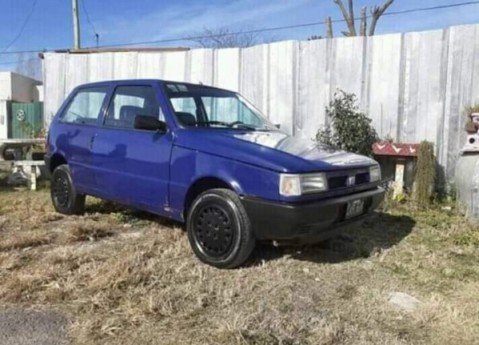 Le robaron el auto y una vecina de otra ciudad le avisó que estaba frente a su casa