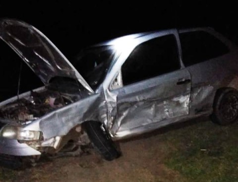 Fuerte choque entre dos autos en Ruta 28 y otro de moto-auto en R24 y Corrientes