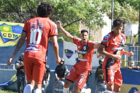 Leandro N. Alem despidi&oacute; el 2021 con una nueva derrota