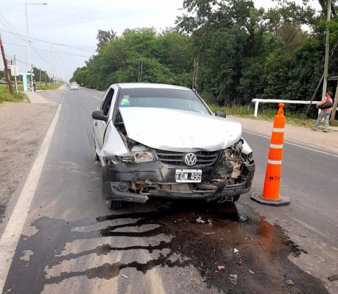 Un auto chocó a otro por detrás en Ruta 7 y se investigaba si el conductor estaba alcoholizado