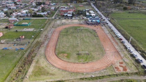 Se inauguró el Polideportivo de Marabó con la segunda pista de atletismo de la historia rodriguense
