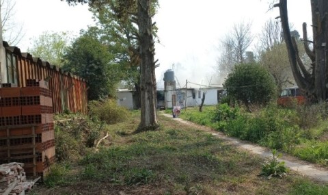 Tres casas se incendiaron en el barrio Parque Rivadavia