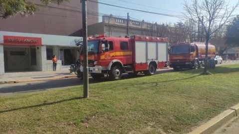 "Tuvo un Dios aparte": el momento caótico que vivieron pacientes y familiares durante el incendio en la Clínica Centro