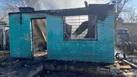 Incendio provocó daños totales en una casa del barrio Villa Vengochea