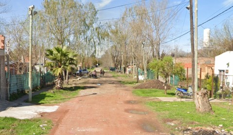 Joven fue rescatado en una casa de Villa Vengochea y llevado en grave estado al Hospital Vicente López