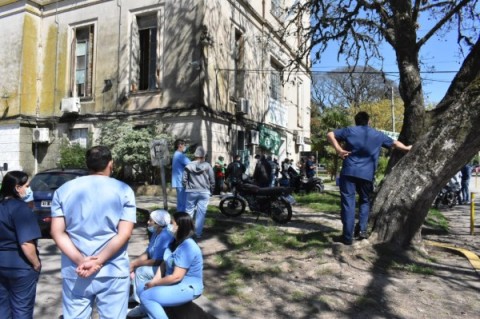 Covid-19: ATE reclama al Hospital Vicente López que vacune al personal y amenaza con un paro