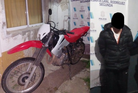 Arrestaron a un joven motociclista que andaba armado y otro se profugó