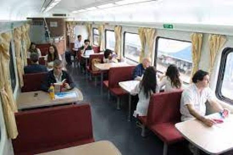 Ya se venden pasajes de trenes de larga y media distancia para noviembre: cuántos cuestan y cómo obtenerlos
