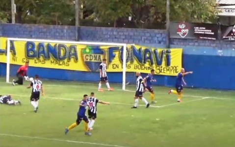 Leandro N. Alem sac&oacute; chapa de candidato y est&aacute; en la cima de la Primera C