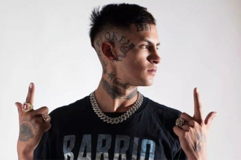 Mientras sigue su gira en México, L-Gante publicó la primera foto de su hija