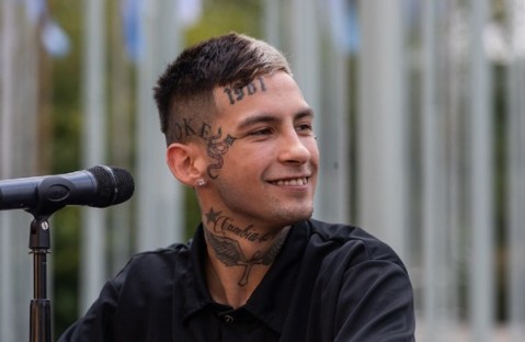 Una empresa local reconoció a L-Gante por su aporte a la música y a la cultura