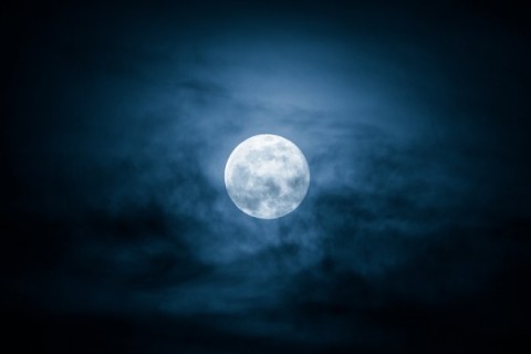 Desde esta noche podr&aacute;n verse dos fen&oacute;menos astron&oacute;micos: oposici&oacute;n de J&uacute;piter y la "Luna azul"