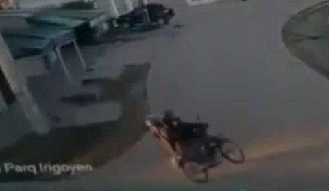 Dos robos en la mañana del martes se vincularían a los motochorros de Parque Irigoyen