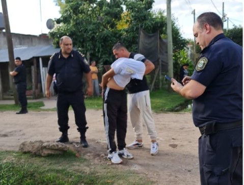 Más novedades de los arrestados que chocaron al ser perseguidos por la policía ayer en Altos del Oeste