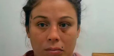Mujer acusada de prostituir a su "sobrina" en General Rodríguez continúa prófuga y cobra un plan social