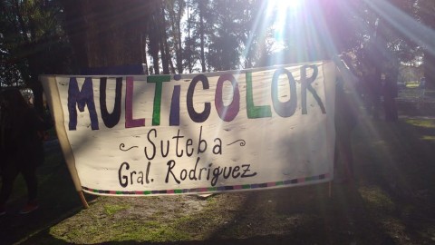 Docentes de la disidencia de Suteba participan de un paro por 48 horas y mañana movilizan en el centro rodriguense