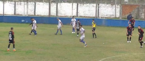 Alem sufrió otra dura derrota y se hunde en la tabla