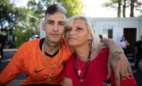 La madre de L-Gante hace su debut como artista: en qué proyecto trabajará