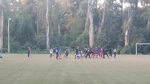 El Municipio echó al coordinador de fútbol femenino y las jugadoras suspendieron entrenamientos como protesta