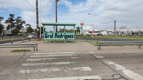 Paro de colectivos en el AMBA: qué líneas adhieren en General Rodríguez y cómo sigue el conflicto