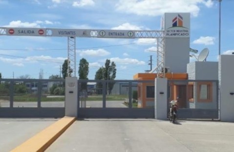 Un accidente dejó a cinco empresas sin energía en el parque industrial de General Rodríguez