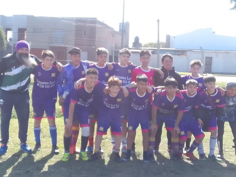 Descalificaron a un equipo de fútbol juvenil local de la Copa Buenos Aires y los padres estallaron contra el Municipio