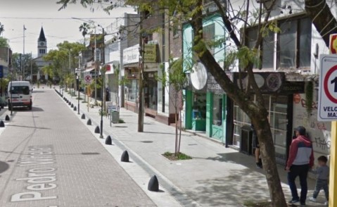 Un amenazante mensaje en papel y un apodo: el llamativo robo silencioso en una joyería céntrica