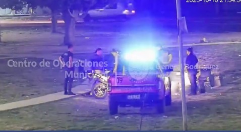 Video: ten&iacute;a pedido de captura, una situaci&oacute;n lo "delat&oacute;" por las c&aacute;maras y termin&oacute; apresado