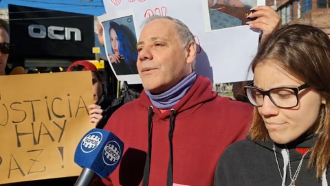 Manifestación céntrica de familiares de Rocío Cucchiarelli pidiendo cambio de carátula