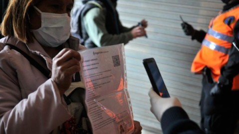 Permisos de circulación, un "rebusque" para algunos en pleno confinamiento