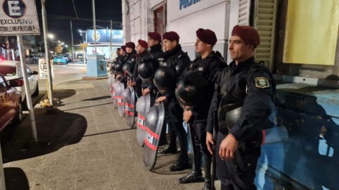 Tras los últimos disturbios y rumores de nuevas peleas, reforzarán el operativo policial para el partido de Alem