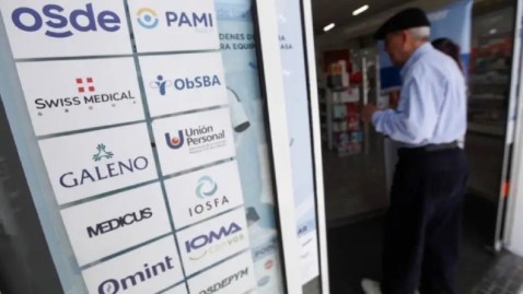 Publicaron los cuadros tarifarios de las prepagas que debieron retrotraer sus cuotas