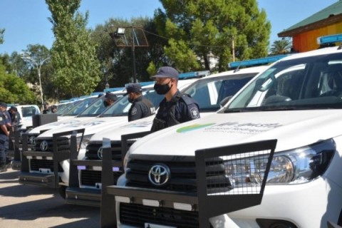 Oferta laboral: buscan choferes para conducir móviles policiales