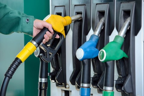 Junio comienza con un nuevo aumento en el precio de los combustibles