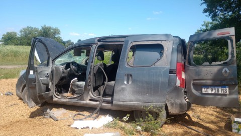 Robaron una camioneta en el centro y la hallaron semi desguazada unas horas después