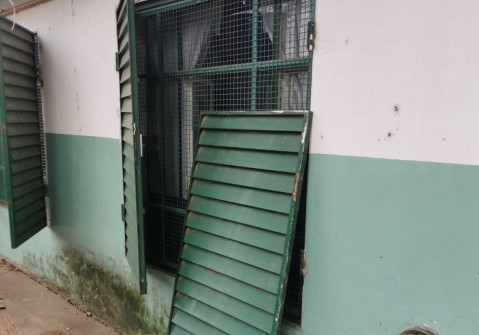 Robaron y vandalizaron el jard&iacute;n de infantes del barrio Agua de Oro