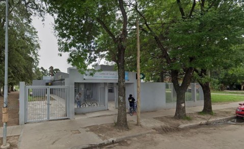 "Te da mucha bronca": fue asaltado por menores armados en la plaza de Parque Rivadavia