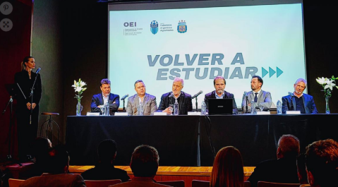 Lanzaron "Volver a Estudiar", una iniciativa para que jóvenes finalicen los estudios secundarios a través del fútbol