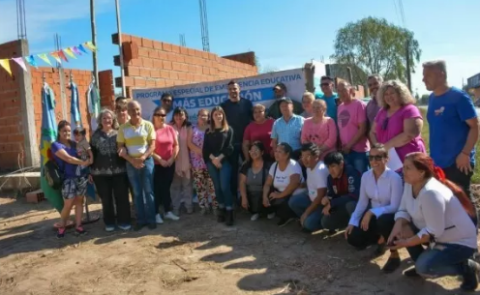 Reactivan obras paralizadas en una escuela y anuncian la creación de otra para un barrio rodriguense