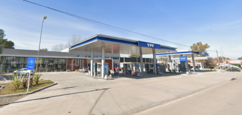 Un hombre armado con un machete causó terror en una estación de servicio